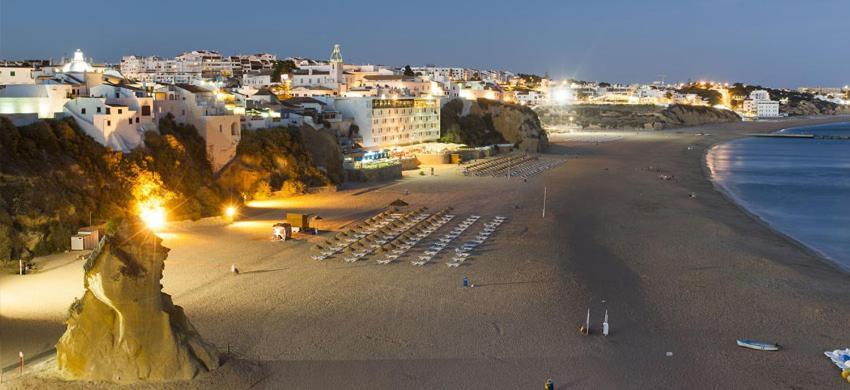 Casa Dos Sinos 2Bedroom Beach Apartment With Terrace Albufeira Exterior photo